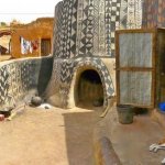 Удивительная планета: африканская деревня, где каждый дом – произведение искусств