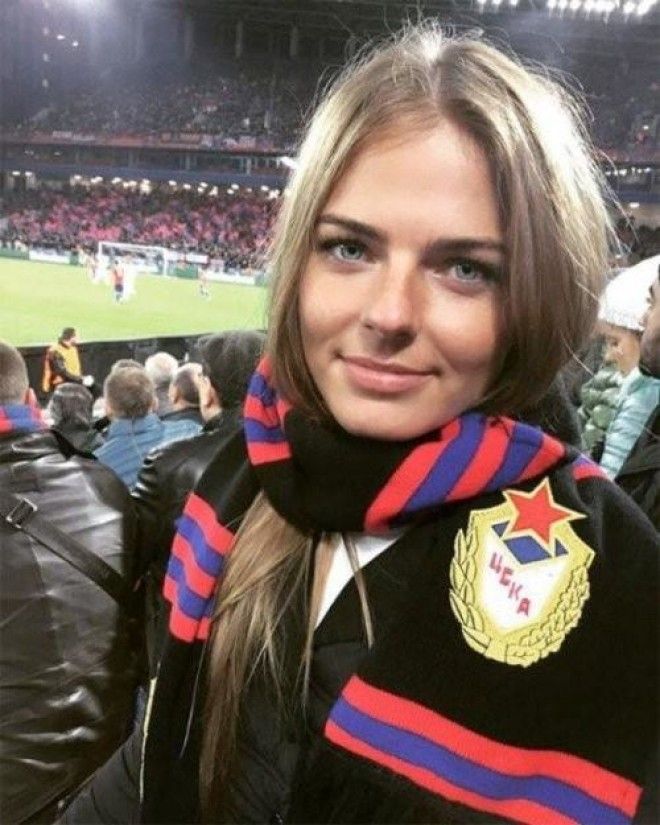 Самые красивые болельщицы российского футбола (10 фото) 34