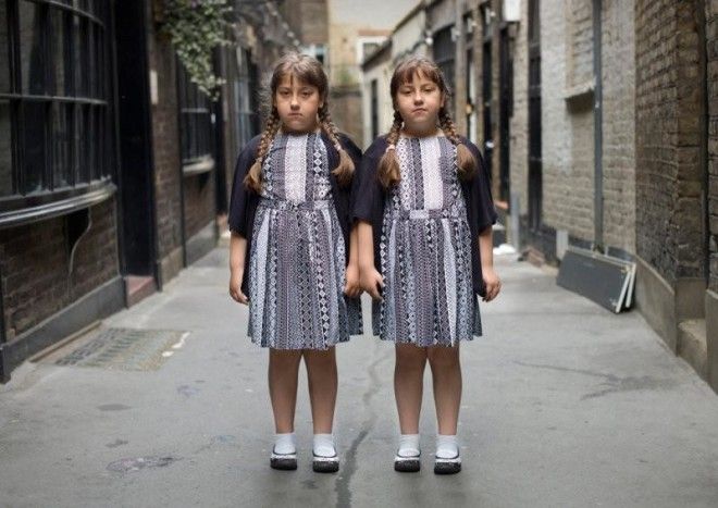 Сходства и различия близнецов в фотопроекте Питера Зелевски 27
