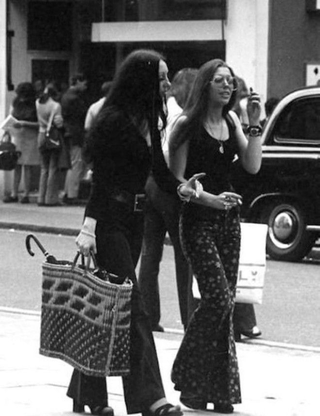 Женский уличный стиль 70-х годов 56