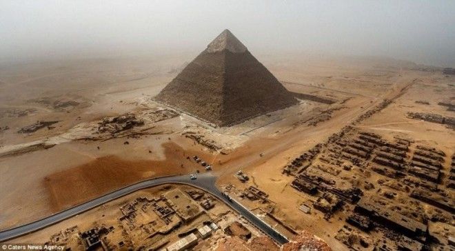 Подросток рискнул свободой ради нескольких кадров с египетской пирамиды 24