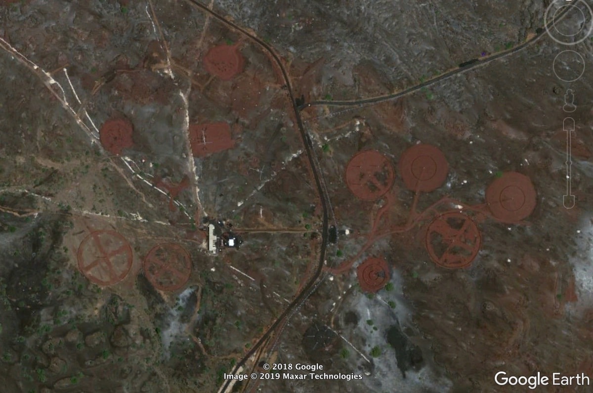 Затонувшие корабли и военные базы: парень показывает интересные места, которые он обнаружил через Google Earth 61