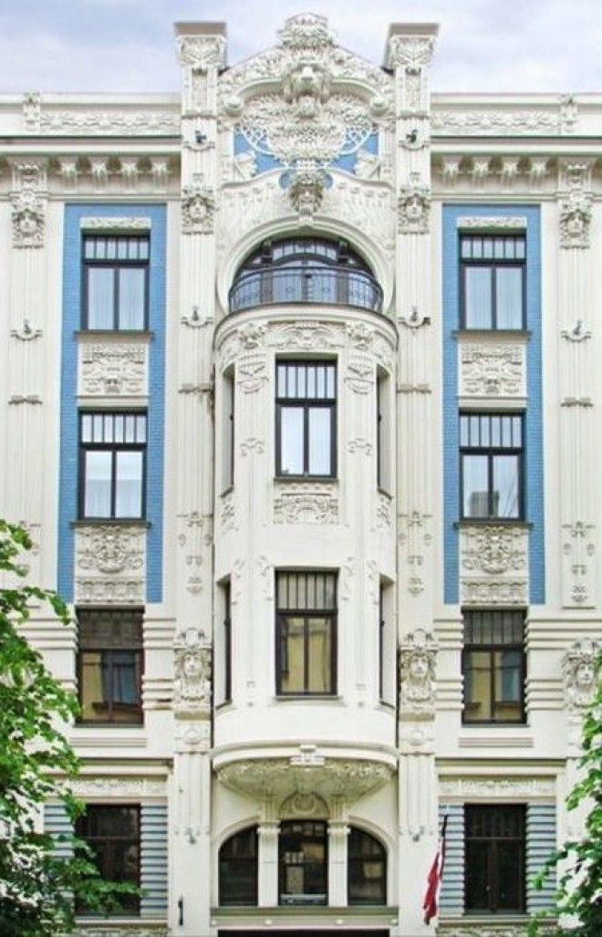 Здание на улице Альберта построенное по проекту Михаил Эйзенштейна