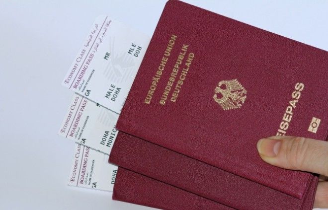 В мире всего 4 цвета для паспортов, но почему? Подробности реально удивляют! 13