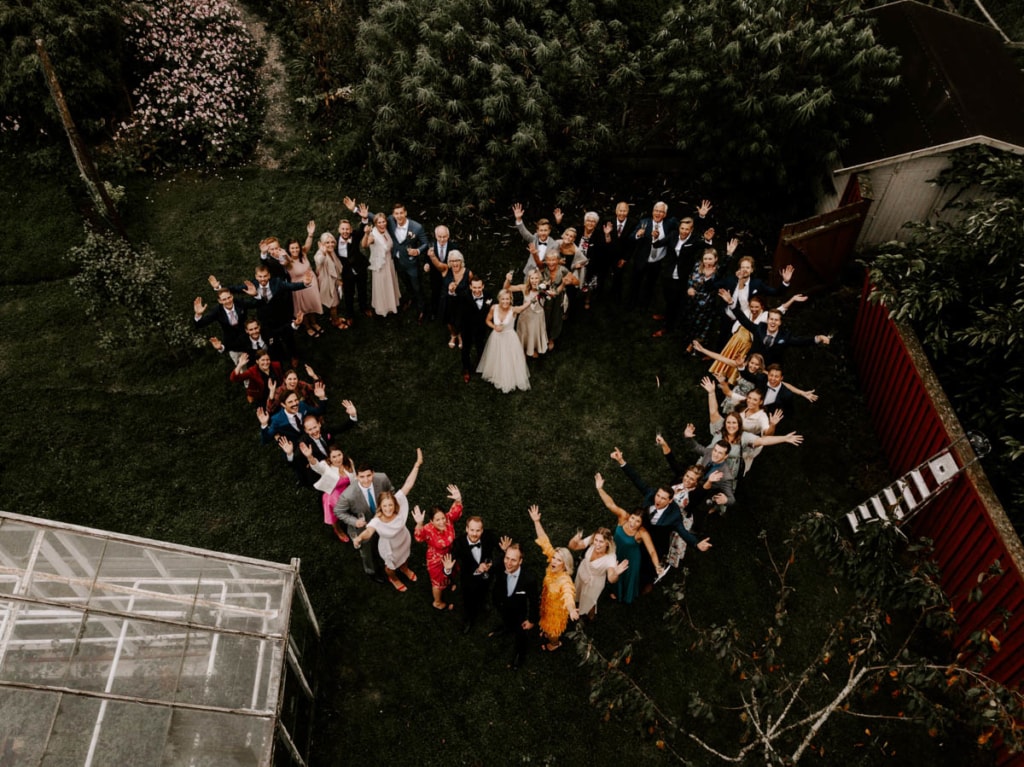 20 ярких снимков с конкурса свадебных фотографий, на которые попал праздник докоронавирусных времён 77