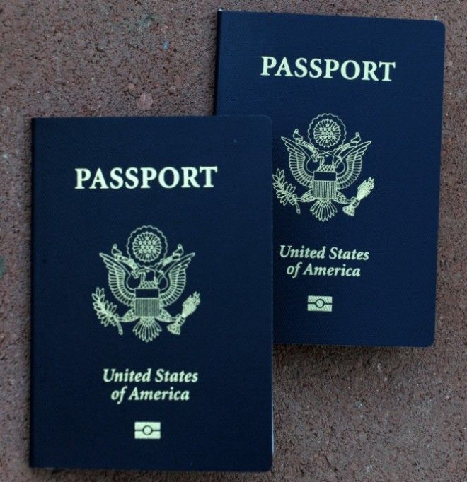 В мире всего 4 цвета для паспортов, но почему? Подробности реально удивляют! 14