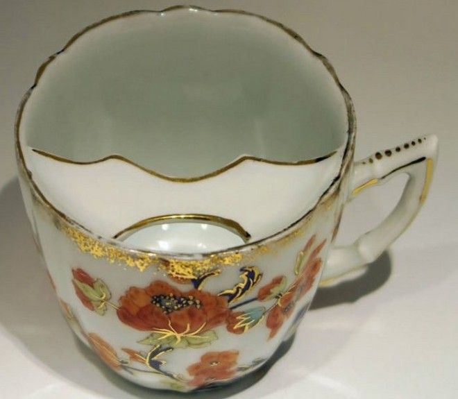 Чашки для усов из Тиршенройта 1880 год
