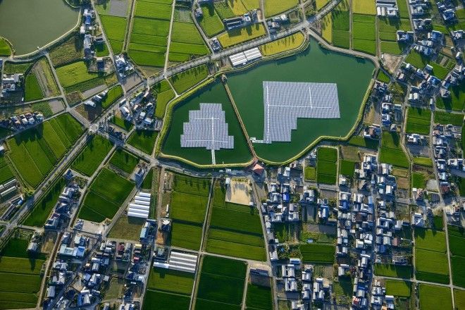 Японские солнечные панели вид сверху