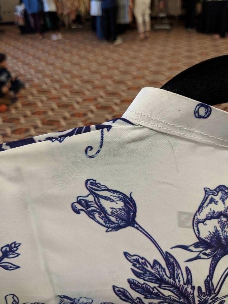 25 провальных дизайнов одежды, которым суждено остаться пылиться на полках магазинов 90