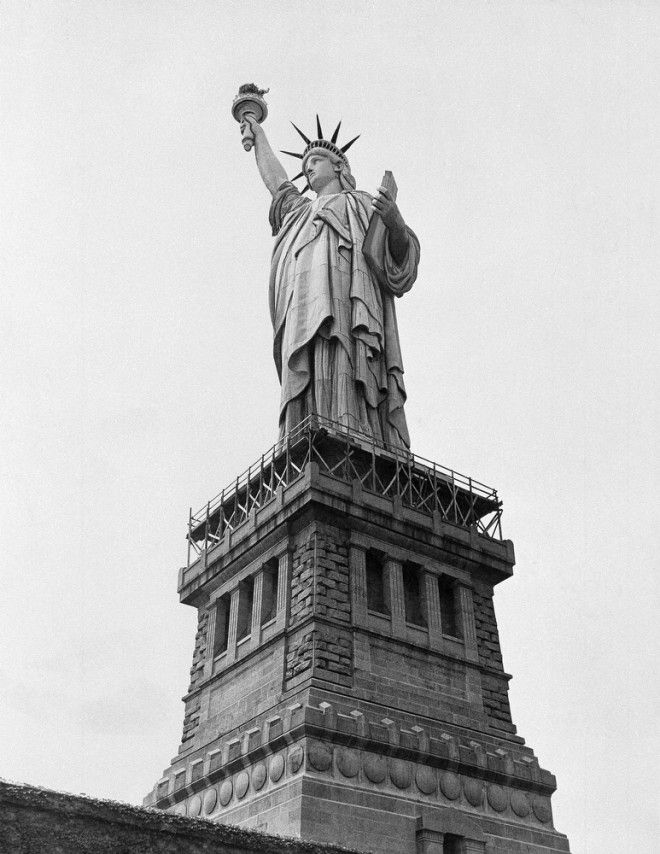 Что повидала статуя Свободы за 131 год своего существования 74