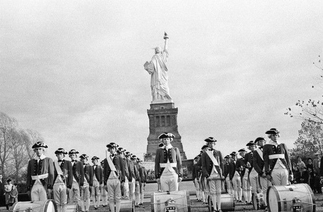 Что повидала статуя Свободы за 131 год своего существования 80