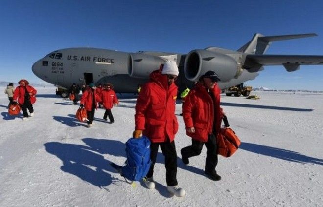 Необычное путешествие в Антарктиду Джона Керри