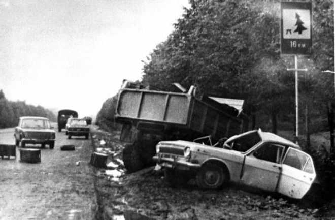 6 советских знаменитостей, которые трагически погибли в автокатастрофах 50