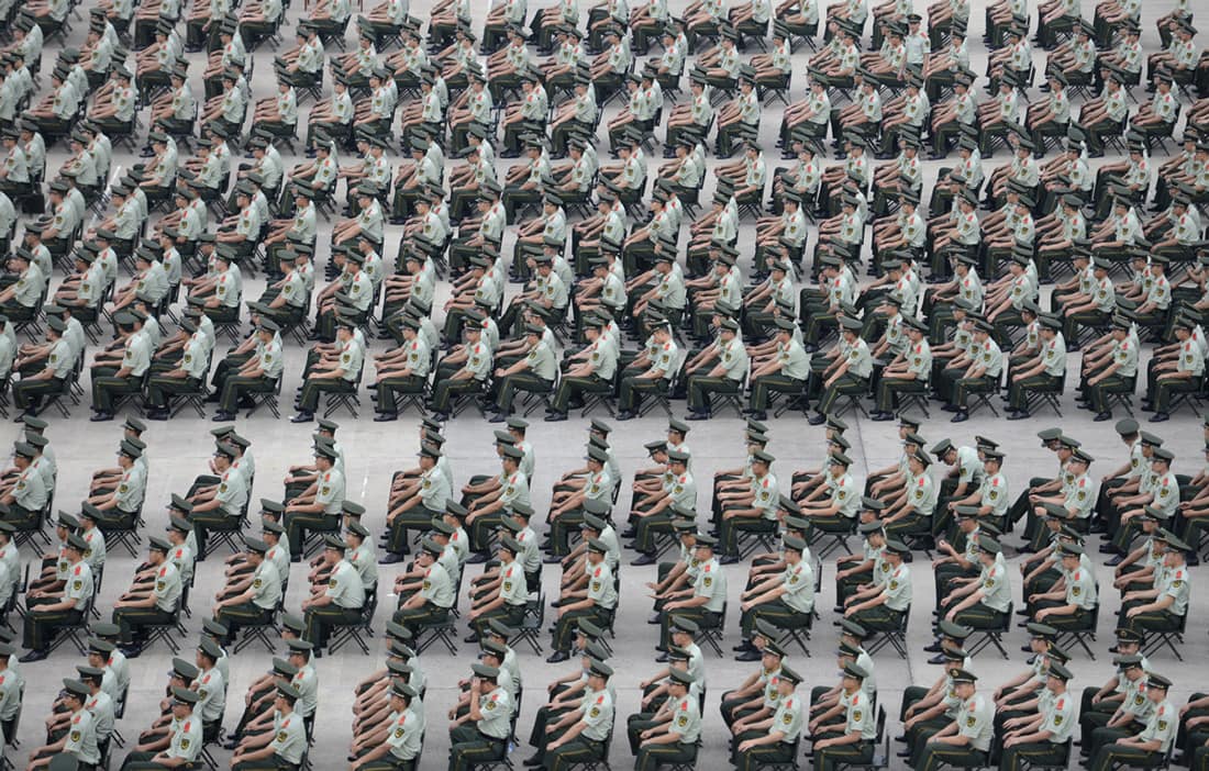 16 фотографий, которые показывают, как миллиардное население Китая умудряется жить в тесноте, но не в обиде 52