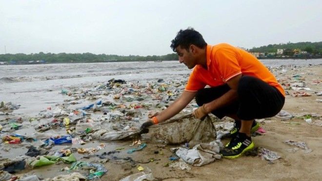 Чемпион Земли: как обычный человек очистил пляж от 5000 тонн мусора 36