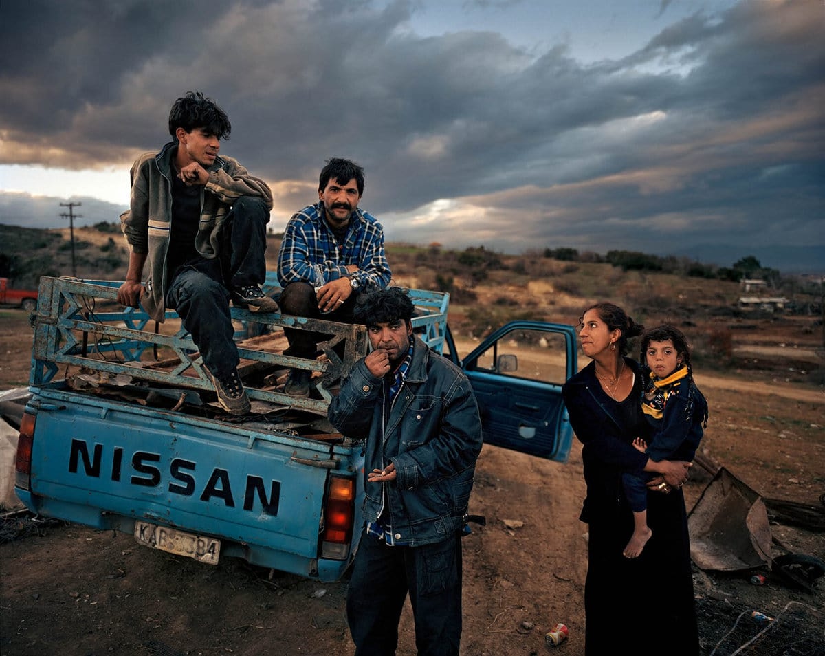 Датчанин 6 лет фотографировал цыган 21 века в разных странах, показывая их жизнь такой, как она есть 64