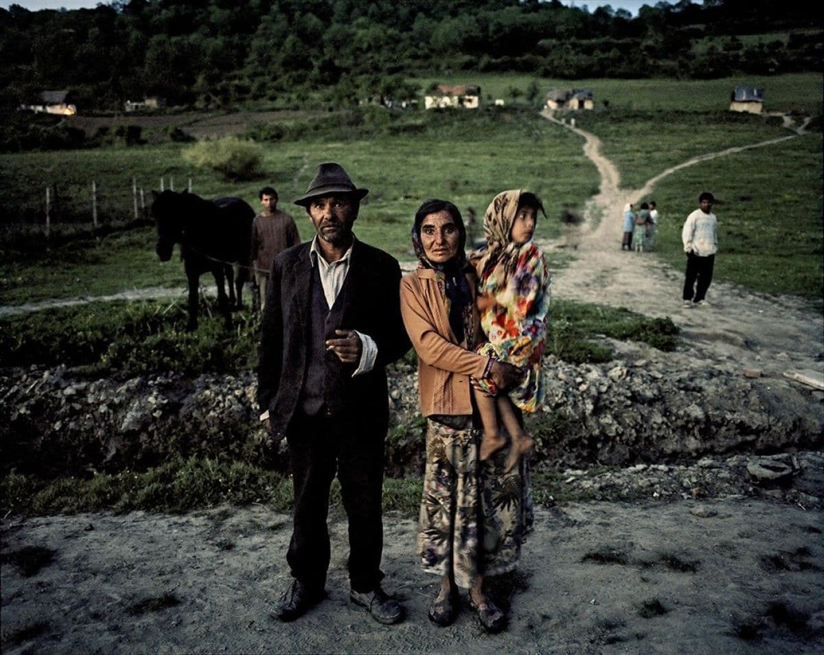 Датчанин 6 лет фотографировал цыган 21 века в разных странах, показывая их жизнь такой, как она есть 76