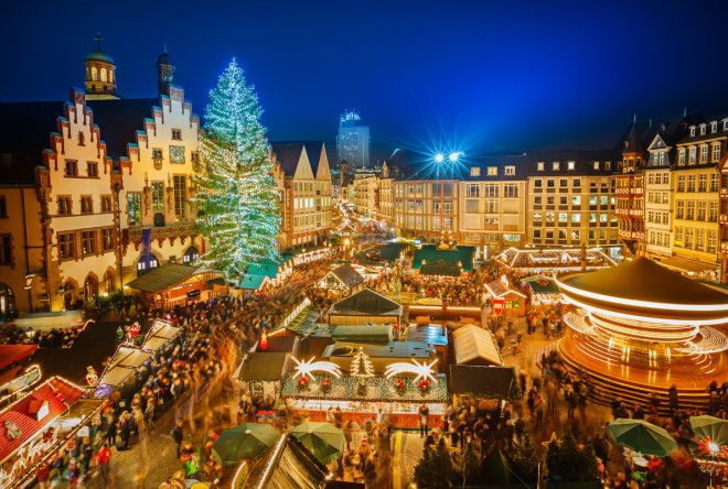 Рождество в Европе: самые красивые городские елки и праздничные ярмарки 47