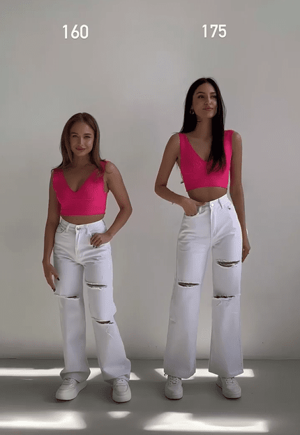 Девушки примеряют одинаковую одежду, показывая, как одни и те же модели выглядят на высоких и низких людях 63