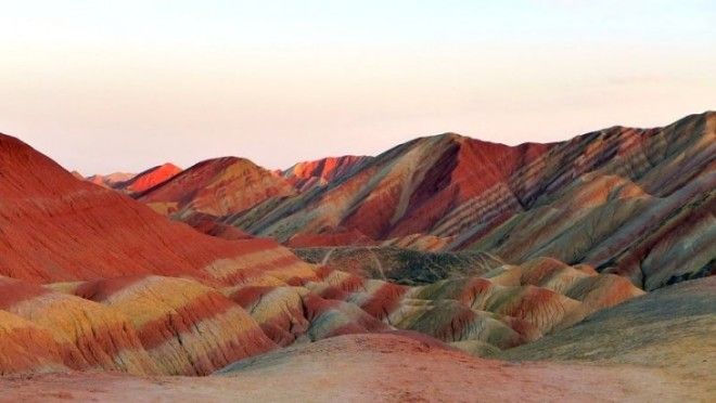 Самое привлекательное место: цветные скалы в Китае 40