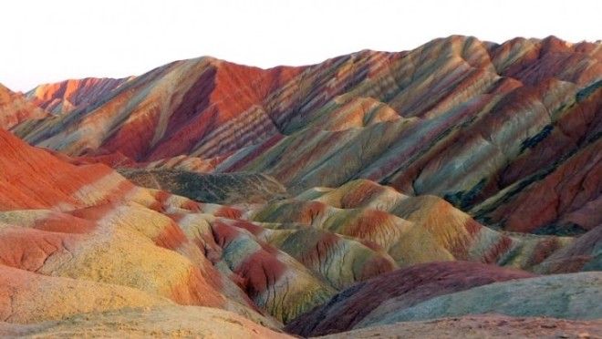 Самое привлекательное место: цветные скалы в Китае 45