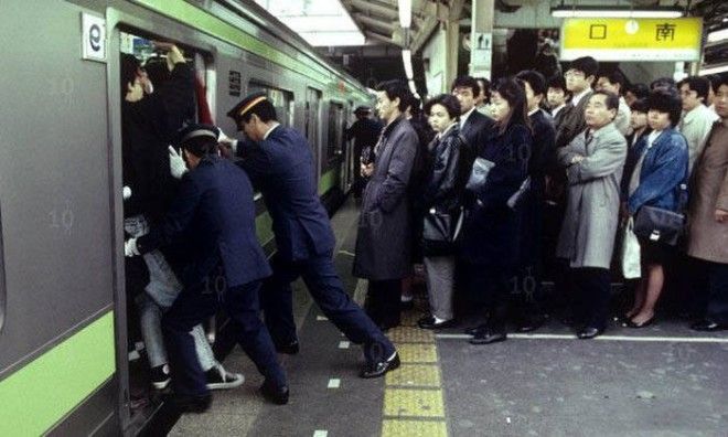 Обычные кадры из жизни в Японии, от которых у европейца полезут глаза на лоб 59