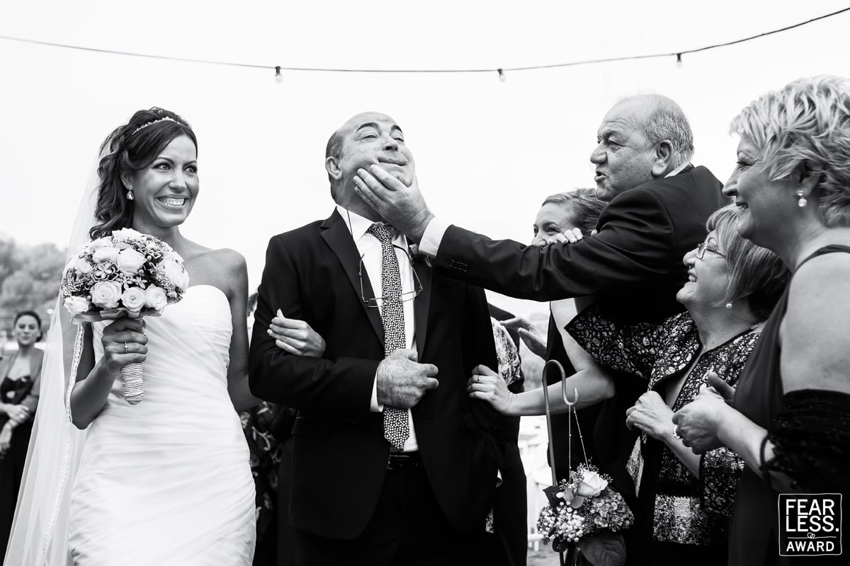 20 внезапно забавных моментов со свадеб, которые были мастерски запечатлены фотографами торжества 73