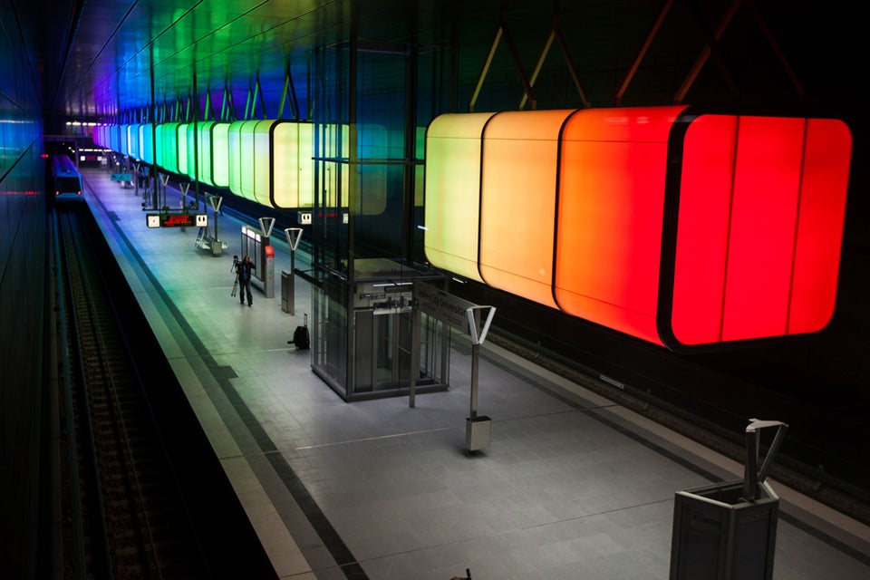 16 безумно красивых станций метро, дизайн которых — отдельная достопримечательность города 76