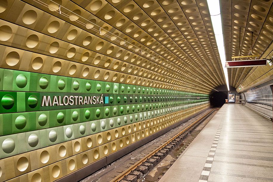 16 безумно красивых станций метро, дизайн которых — отдельная достопримечательность города 75