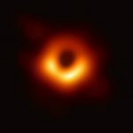 Первое фото черной дыры: ученые представили доказательства ее существования