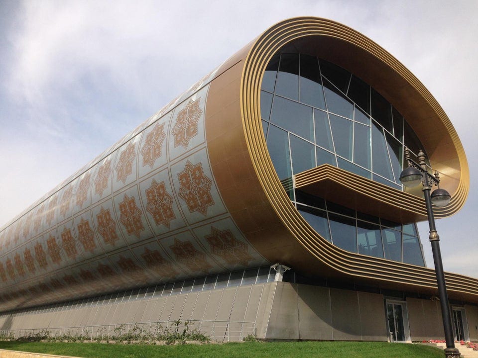 18 удивительных архитектурных сооружений, над чьим дизайном словно поработали инопланетяне 65