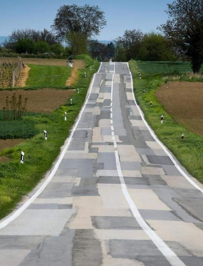 18 отремонтированных дорог в стиле тяп-ляп, глядя на которые так и хочется сказать: «Вот это технологии!» 56