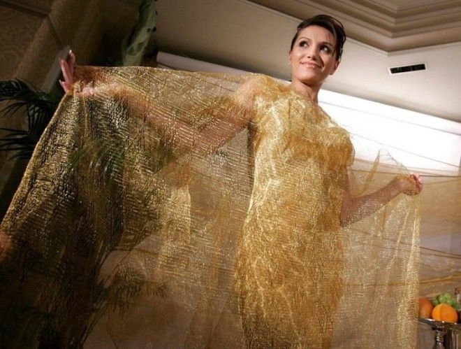 15 самых дорогих платьев в мире, которые стоят кучу денег 37