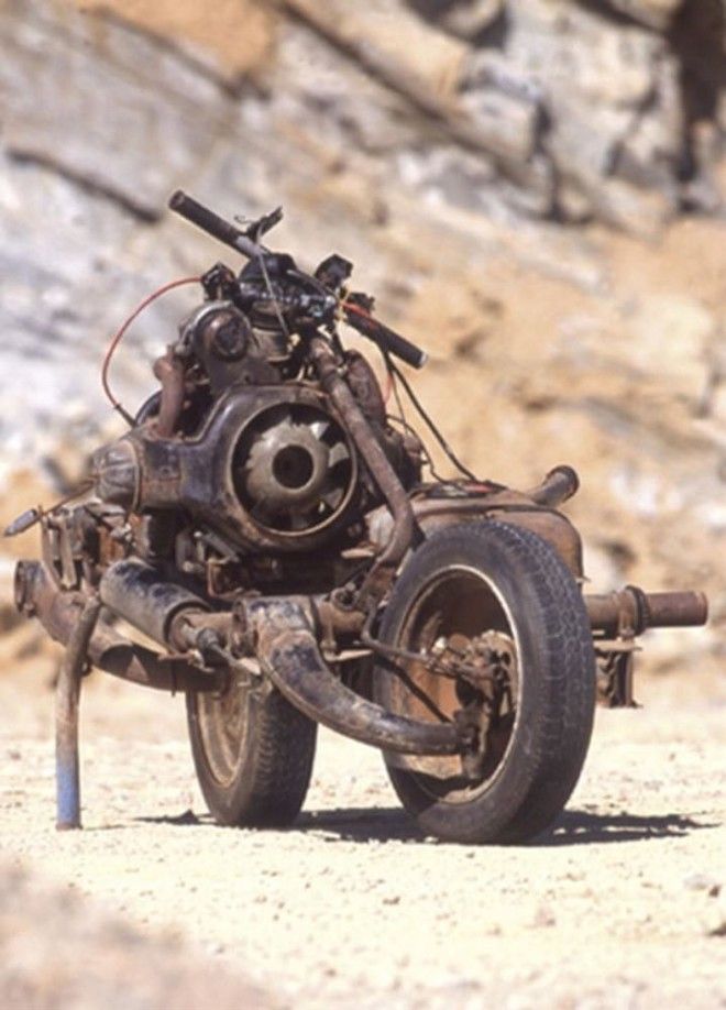 Как выбраться из марокканской пустыни, собрав самодельный мотоцикл 12