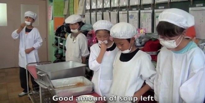 Видео из школьной столовой в Японии вмиг разлетелось по Интернету! 38