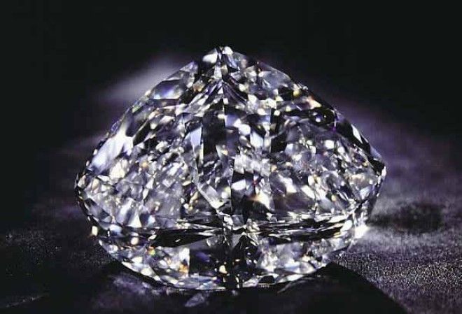 5 самых смертоносных бриллиантов в истории 20