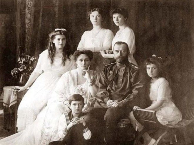 Интересный взгляд на загадку гибели царской семьи Романовых 27