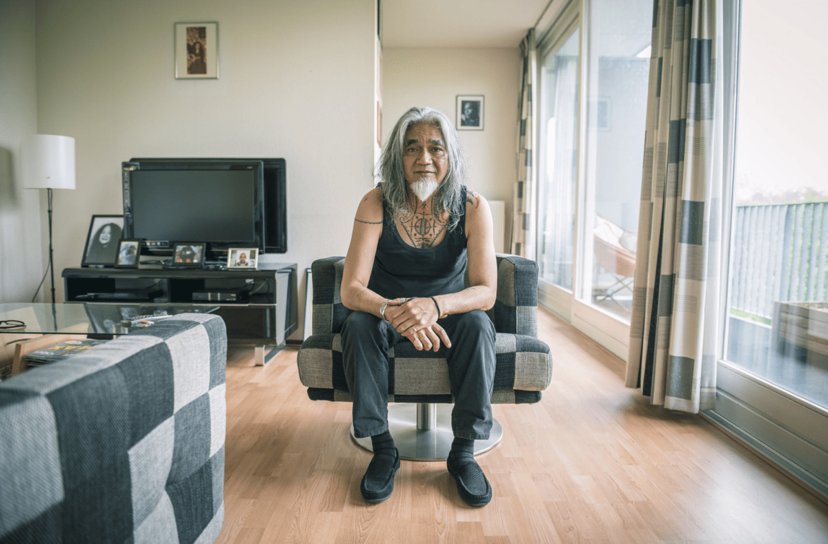 Голландские фотографы создали проект, который отвечает на вопрос: «Как будут выглядеть ваши тату в старости?» 35