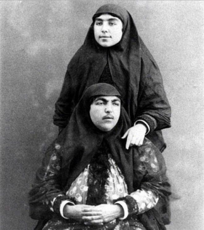 Так выглядели несравненные женщины иранского шаха 42