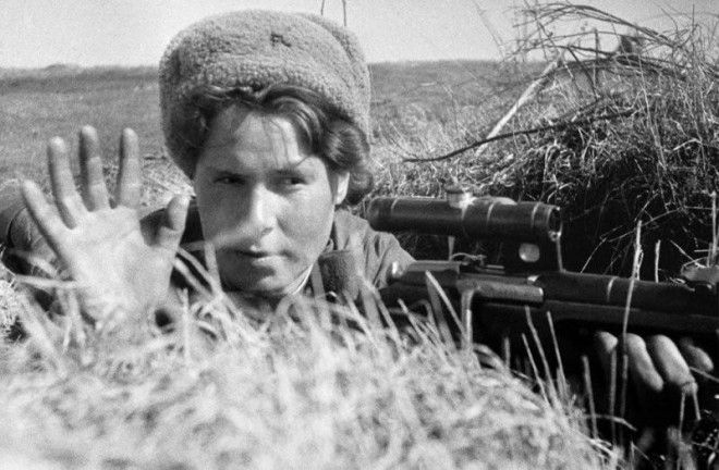 Советские женщины-снайперы: Мы косили гитлеровцев, как зрелое зерно 42