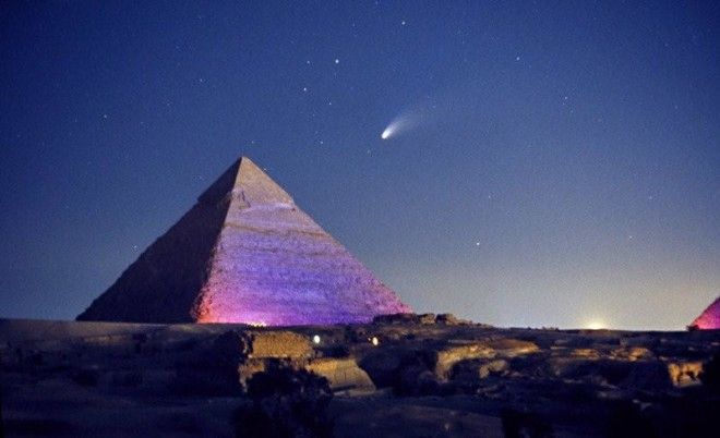 Что находится за Египетскими пирамидами? 47