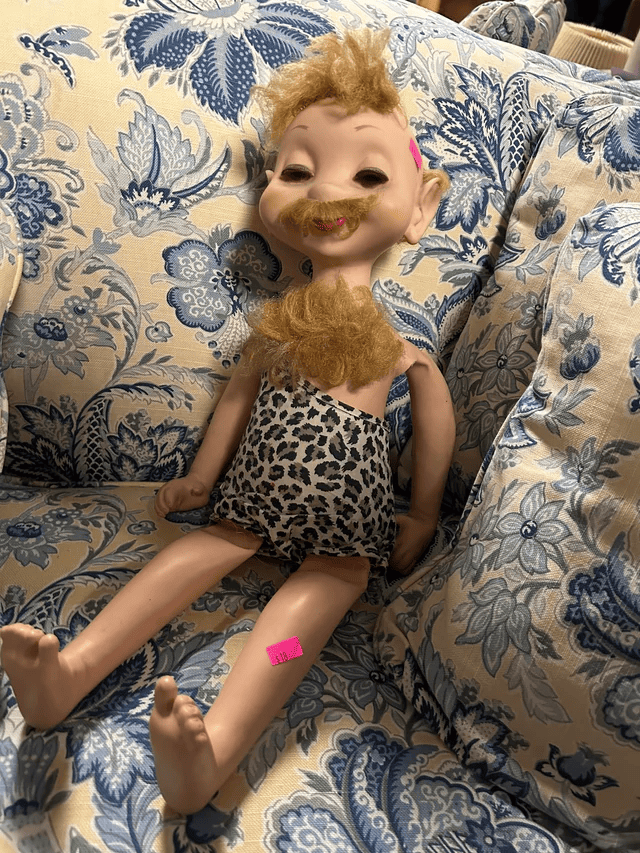 17 случаев, когда люди находили жутких кукол, которые выглядят так, будто они одержимы силами зла 53
