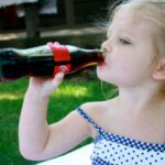 Вредна ли детям Кока-кола? Ответ доктора Комаровского вас удивит!
