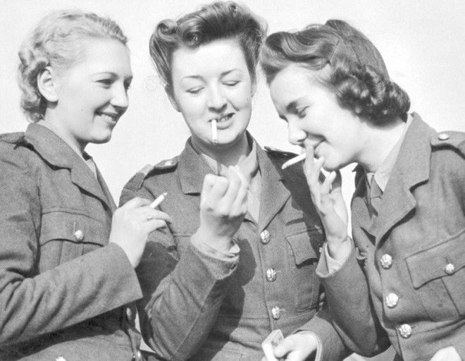 28 потрясающих исторических фотографий женщин во время Второй мировой войны 49