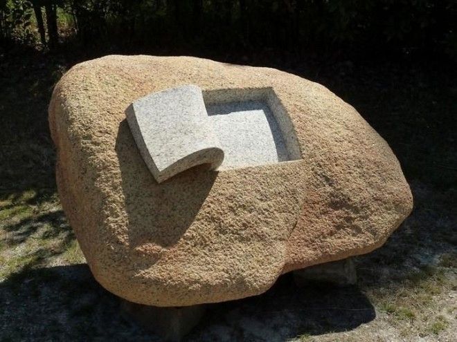 Креативные скульптуры из камня 44