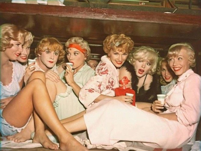 Каким мог быть фильм В джазе только девушки в цвете: редкие архивные снимки 62