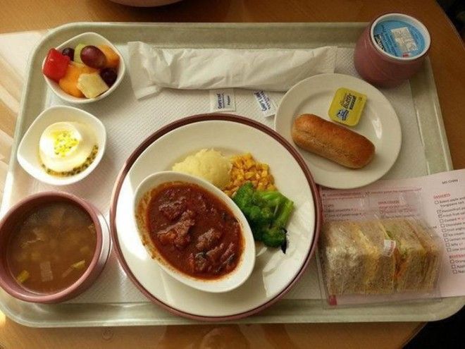 Чем кормят в больницах разных стран 42