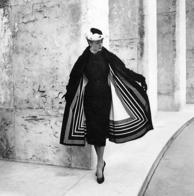 Классическая элегантность Dior: изысканные модели 1940-1960-х годов на улицах Парижа 46