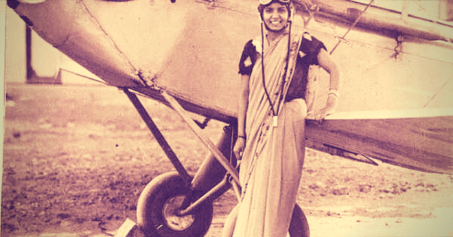 Шарла Такрал первая женщина в Индии получившая лицензию пилота женщина индия история