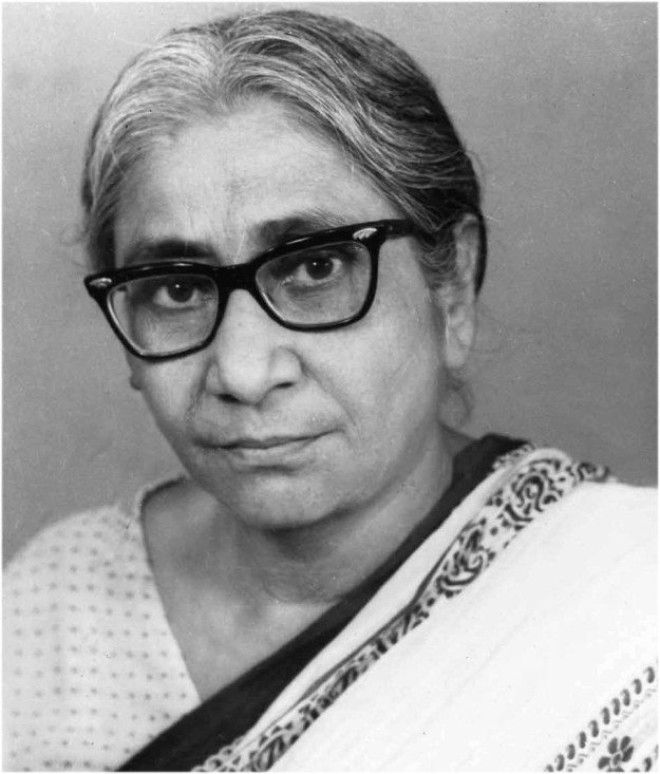 Асима Чаттерджи первая женщина получившая степень доктора наук в Индии женщина индия история